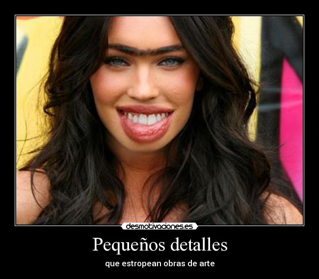carteles pequenos detalles estropean obras arte desmotivaciones