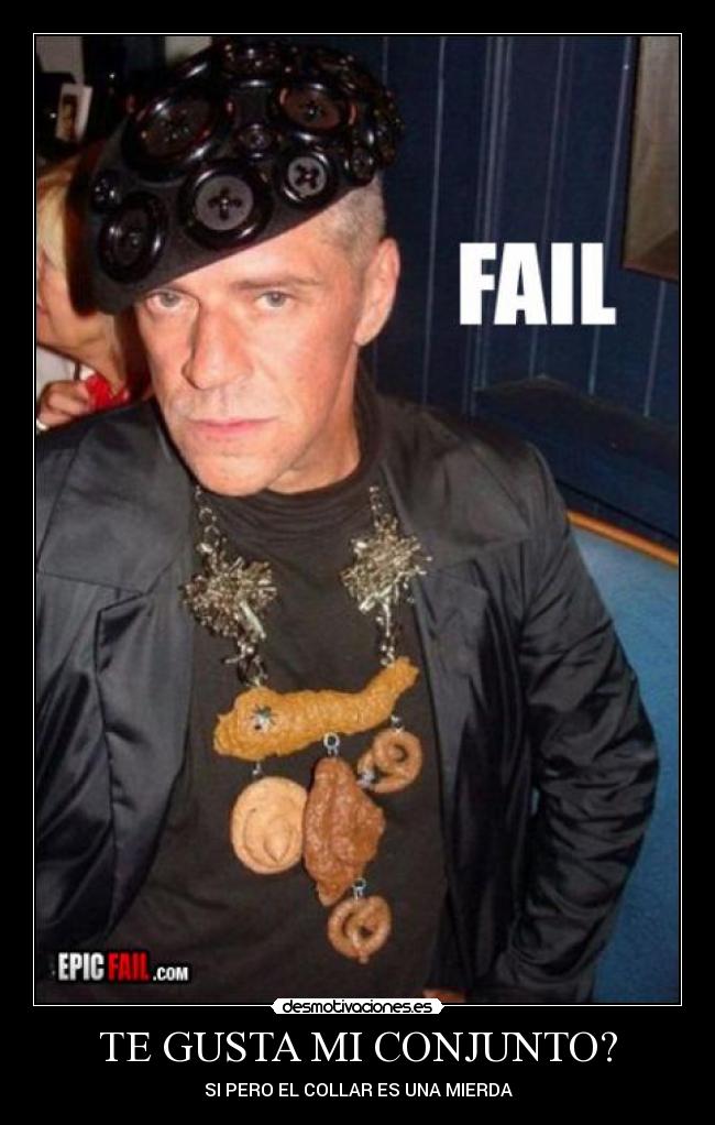 TE GUSTA MI CONJUNTO? - SI PERO EL COLLAR ES UNA MIERDA