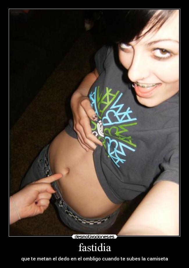 carteles desmotivaciones ombligo cosquillas muerte insoportable dedo amigos putadas desmotivaciones