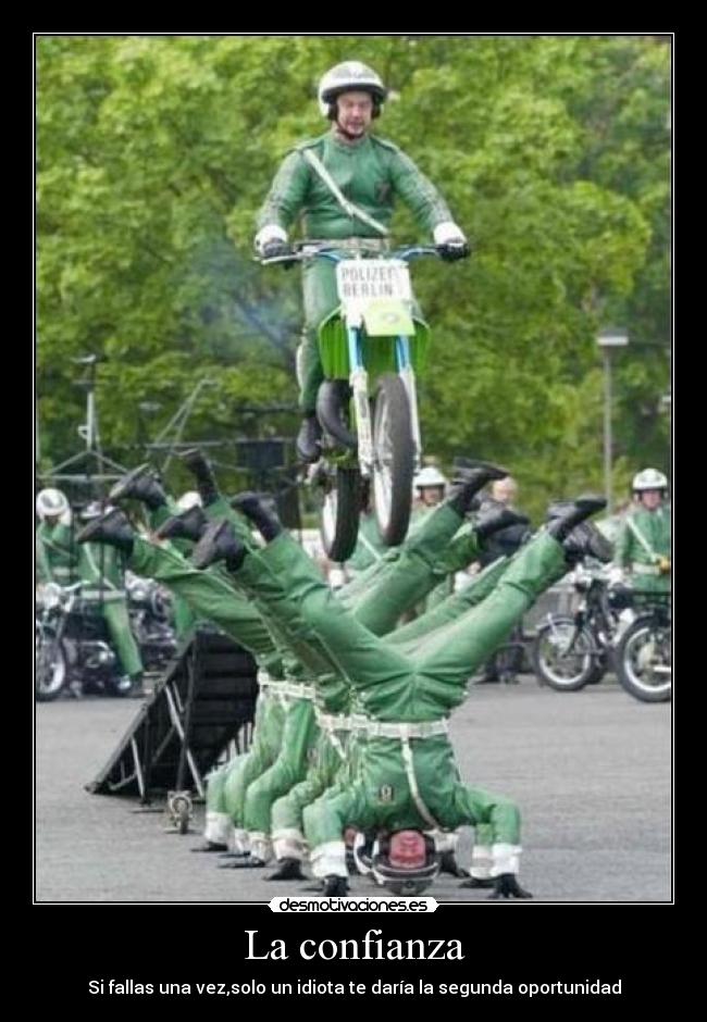 carteles confianza fotos internet desmotivaciones