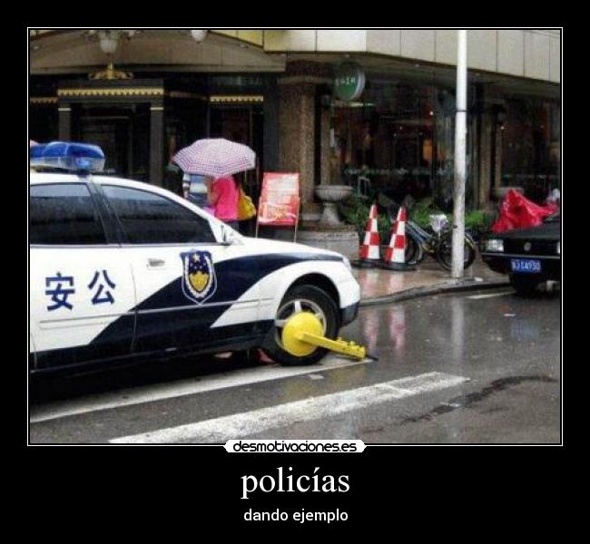policías - dando ejemplo