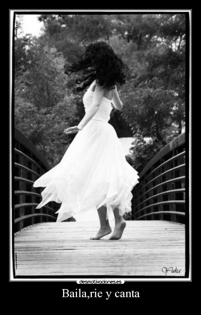 Baila,rie y canta - 
