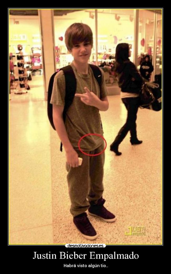 Justin Bieber Empalmado - 