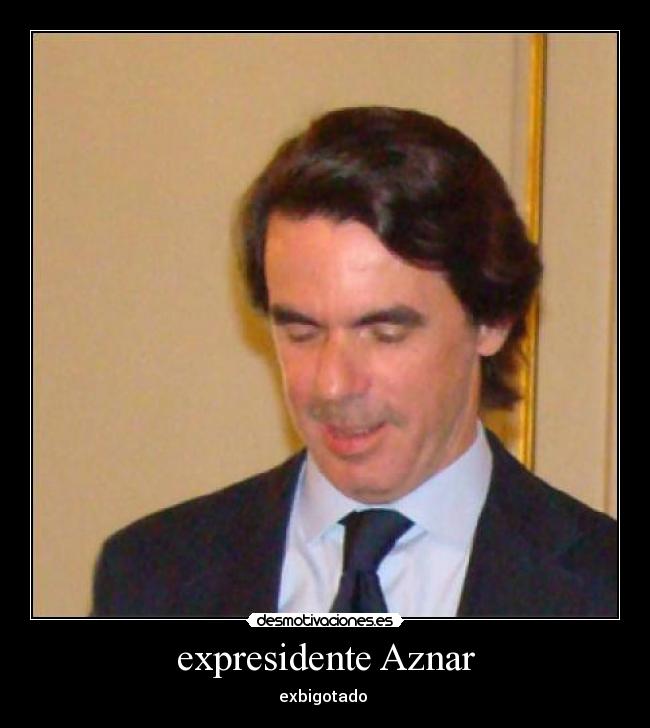 carteles politca bigotes desmotivaciones