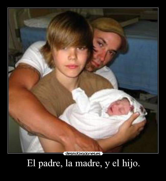 El padre, la madre, y el hijo. -