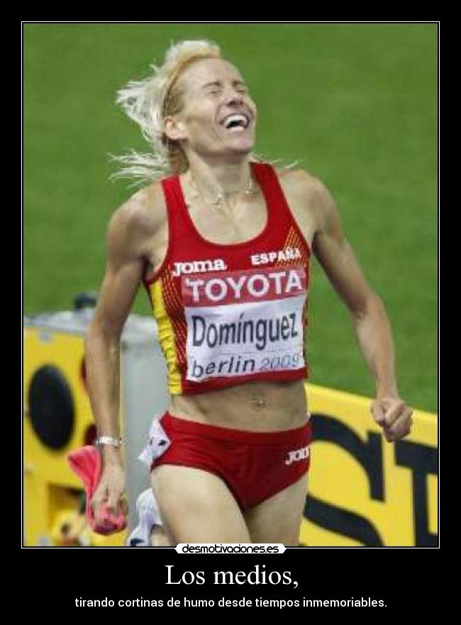 Los medios, - tirando cortinas de humo desde tiempos inmemoriables.