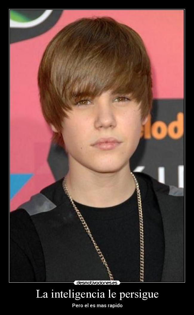 La inteligencia le persigue - 