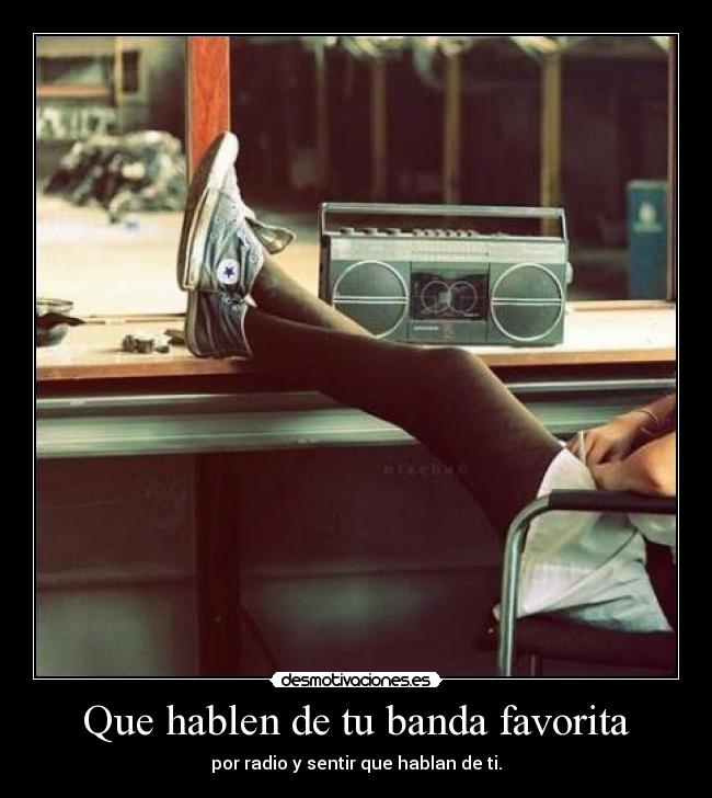 carteles radio desmotivaciones