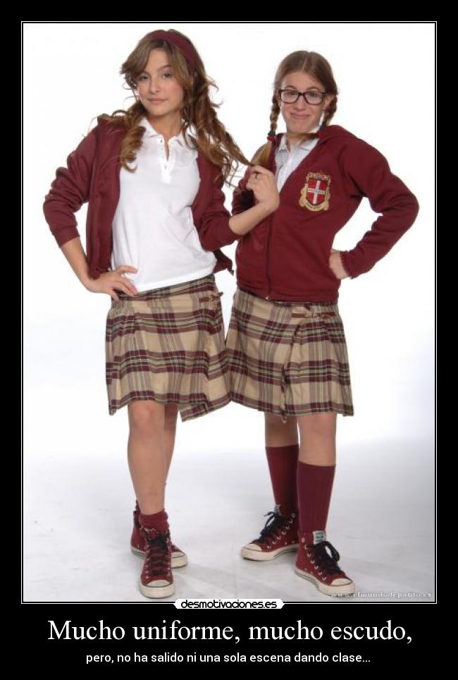 Mucho uniforme, mucho escudo, -