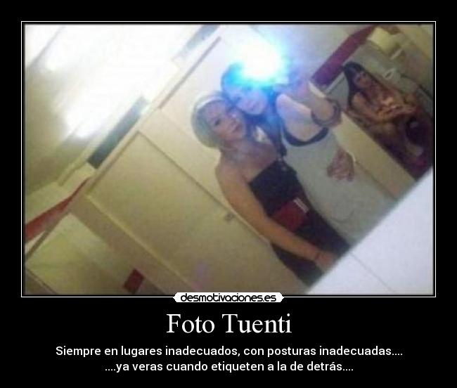 carteles tuenti pillada infraganti desmotivaciones