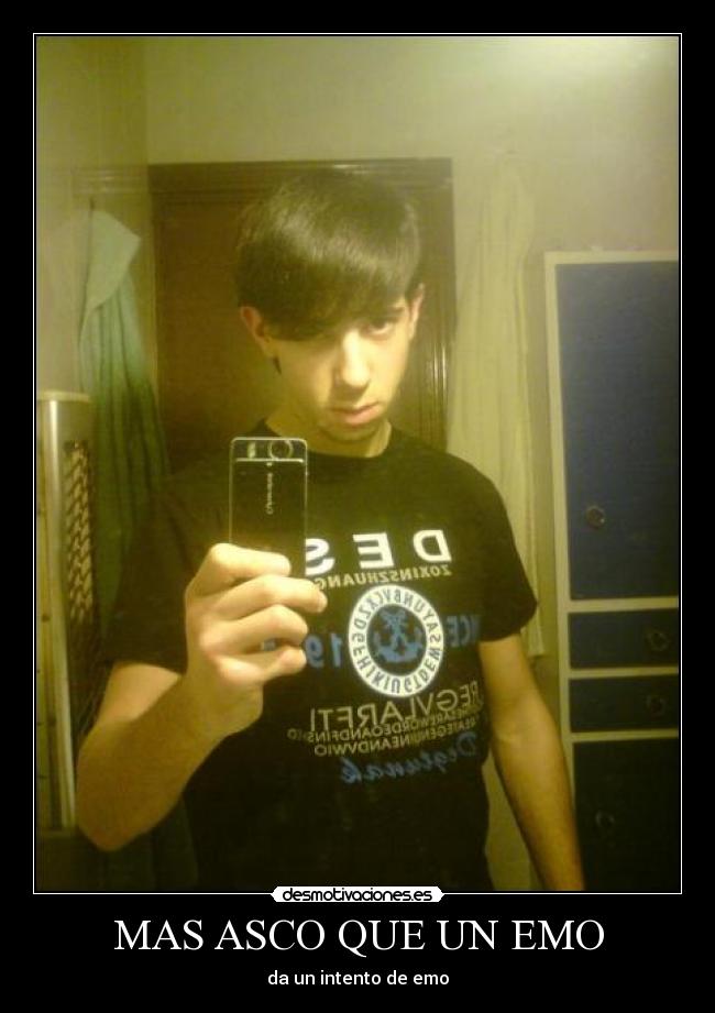MAS ASCO QUE UN EMO - da un intento de emo