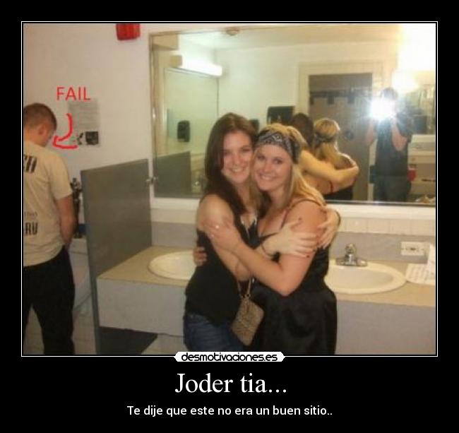 Joder tia... - Te dije que este no era un buen sitio..
