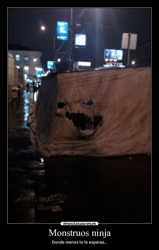 carteles monstruo desmotivaciones