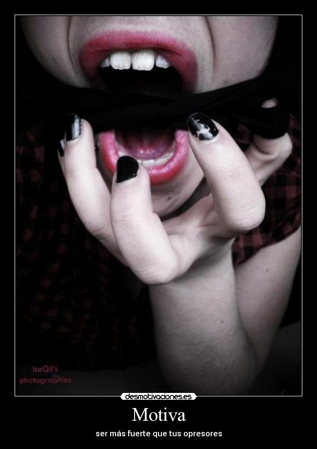 carteles gritar silencio opresores fuerza desmotivaciones