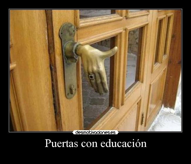 Puertas con educación -