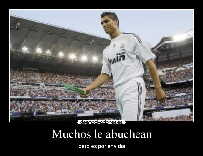 Muchos le abuchean -