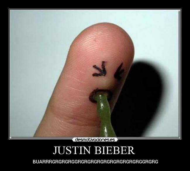 JUSTIN BIEBER  - 