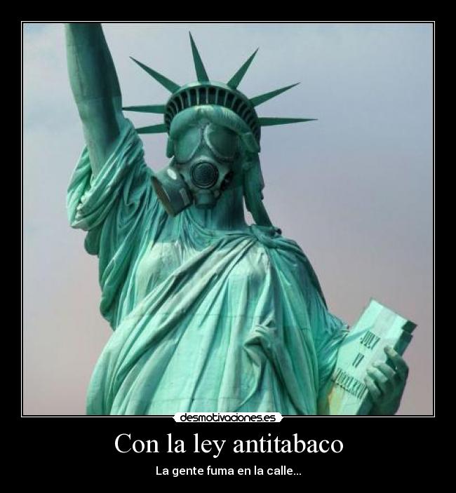 Con la ley antitabaco - La gente fuma en la calle...