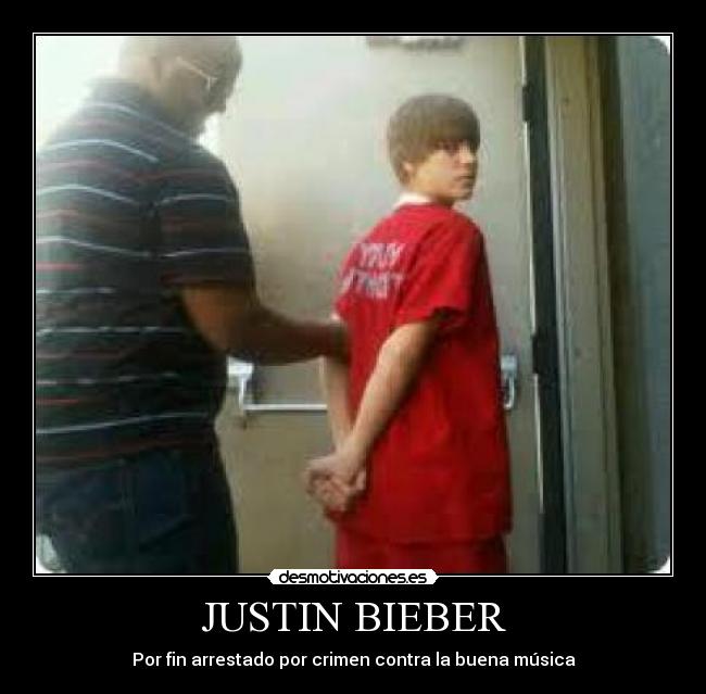 JUSTIN BIEBER -
