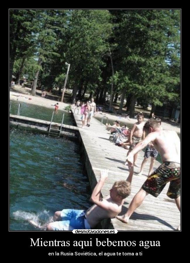 Mientras aqui bebemos agua - 