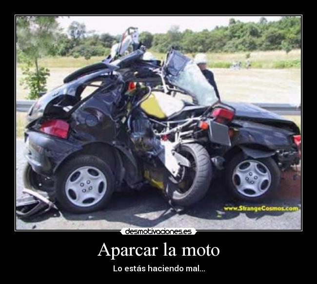 Aparcar la moto -