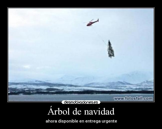 carteles navidad arbol navidad helicoptero desmotivaciones