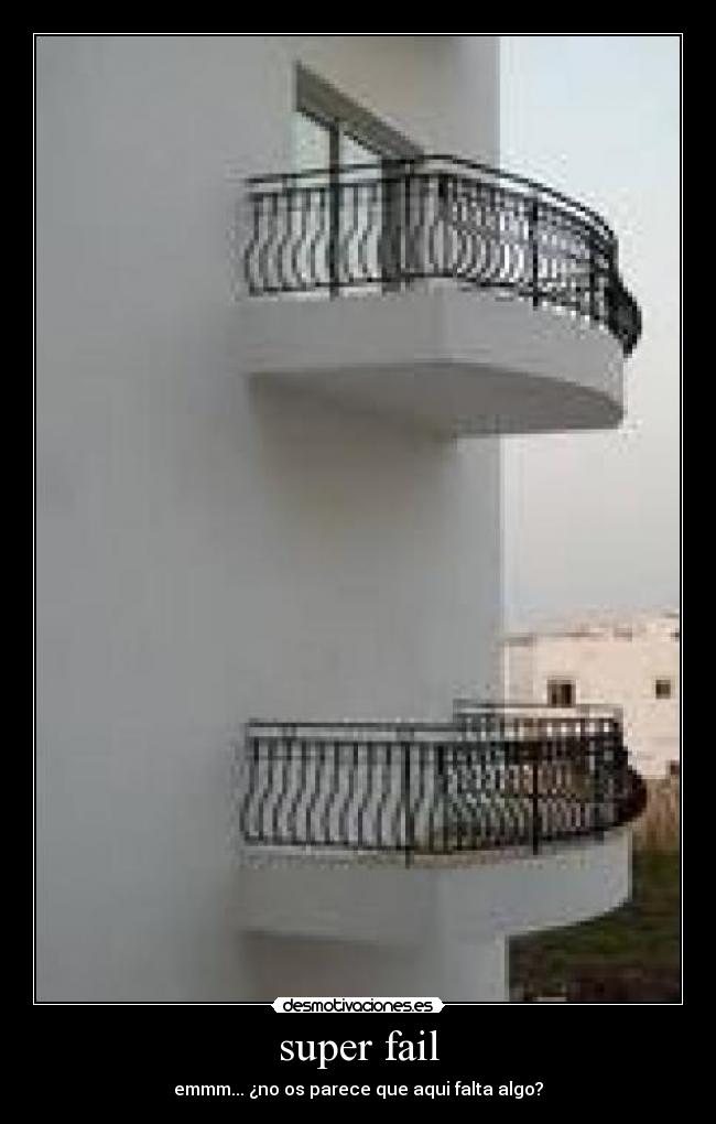 super fail - emmm... ¿no os parece que aqui falta algo?