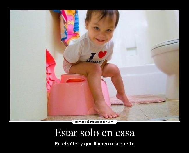 Estar solo en casa - En el váter y que llamen a la puerta