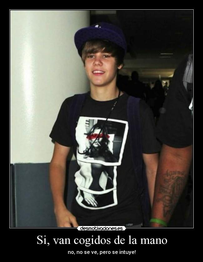 Si, van cogidos de la mano - no, no se ve, pero se intuye!