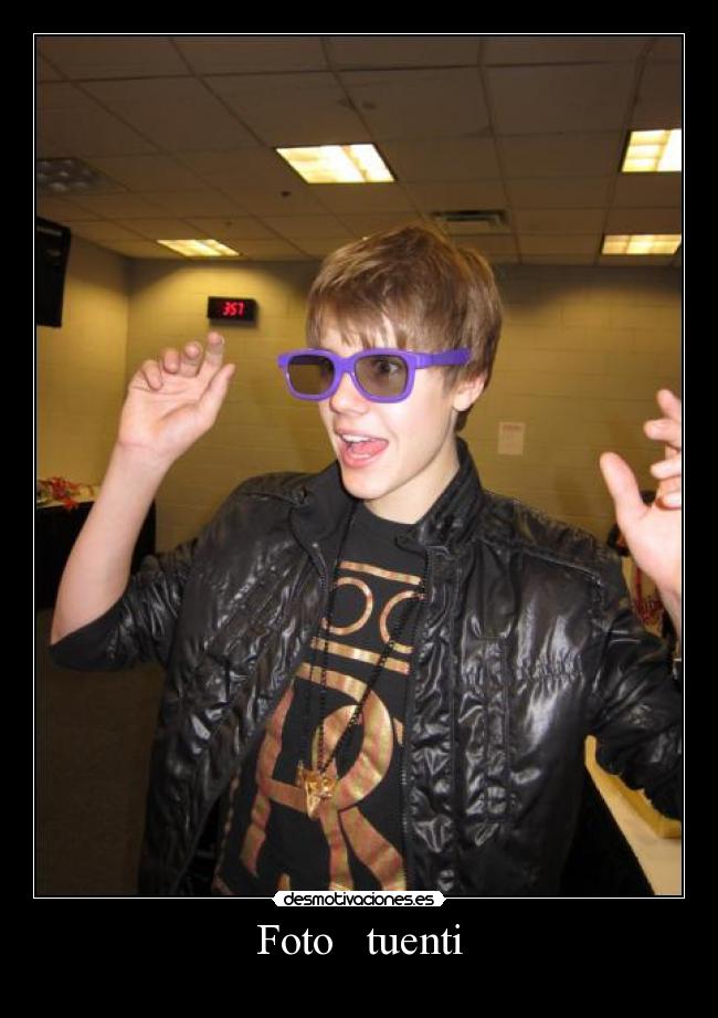 carteles tuenti tuenti desmotivaciones