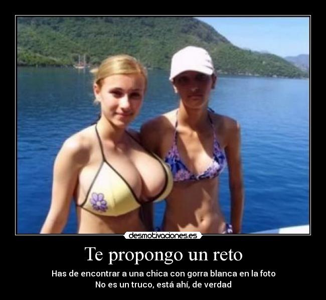 Te propongo un reto - Has de encontrar a una chica con gorra blanca en la foto
No es un truco, está ahí, de verdad