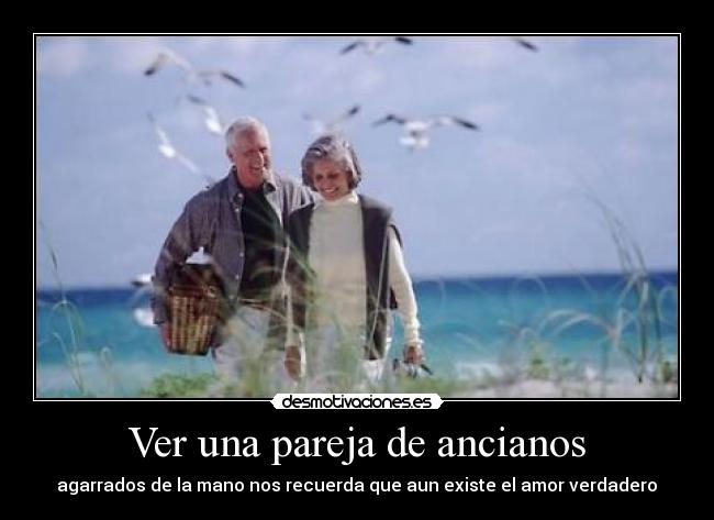 Ver una pareja de ancianos -