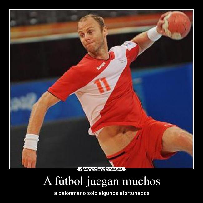 A fútbol juegan muchos - 