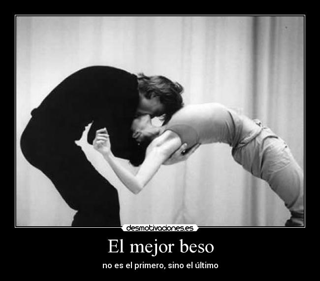 carteles beso desmotivaciones