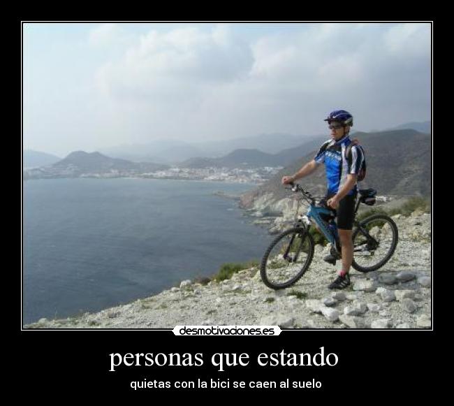 personas que estando - quietas con la bici se caen al suelo