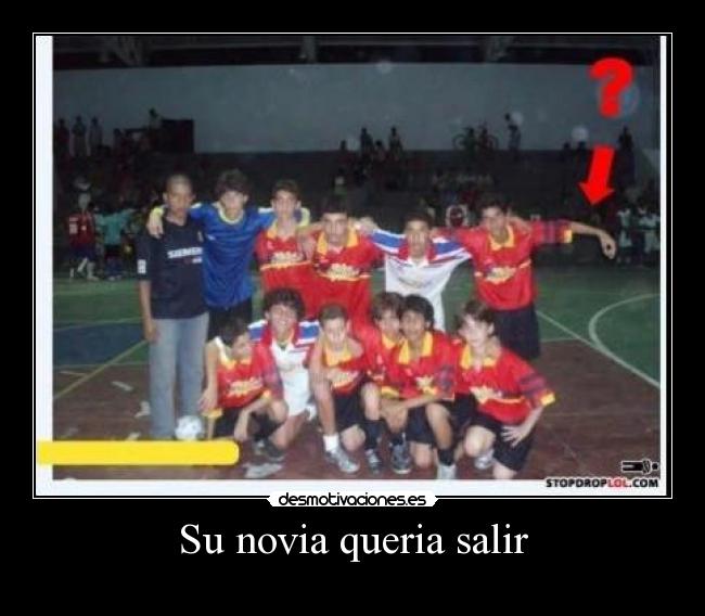 Su novia queria salir - 