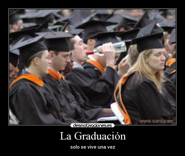 carteles graduacion desmotivaciones