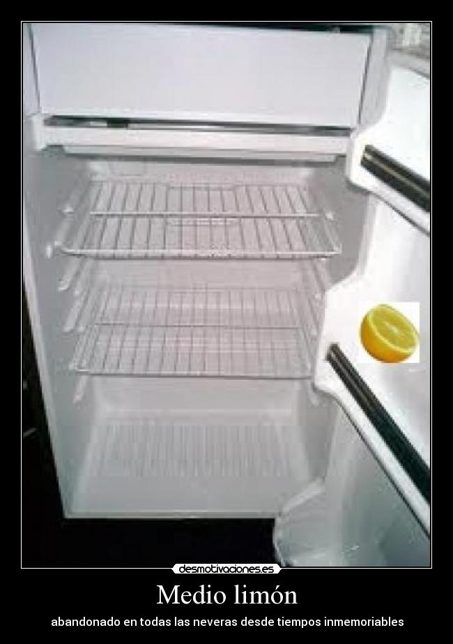 Medio limón - abandonado en todas las neveras desde tiempos inmemoriables