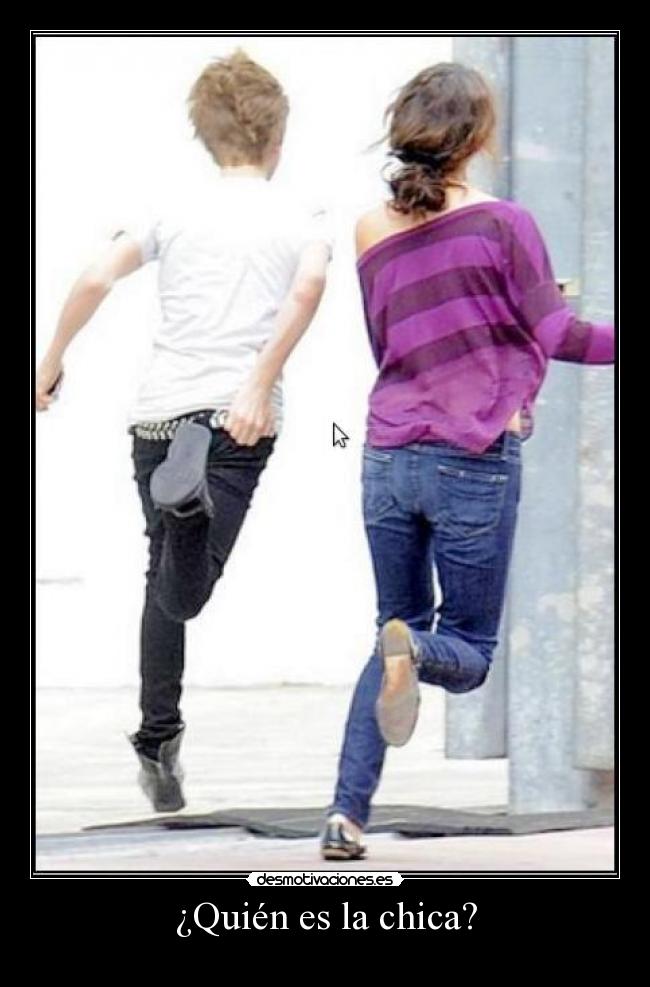 ¿Quién es la chica? -