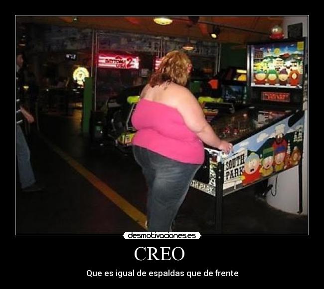 CREO - Que es igual de espaldas que de frente