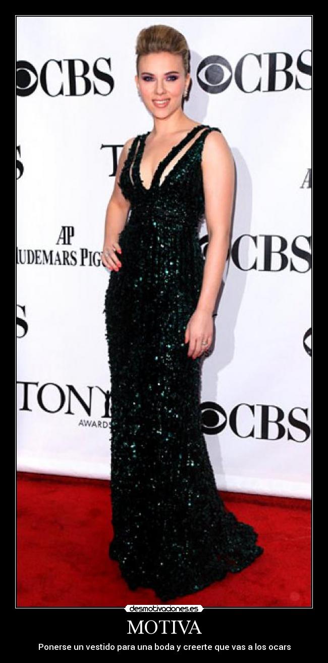 MOTIVA - Ponerse un vestido para una boda y creerte que vas a los ocars
