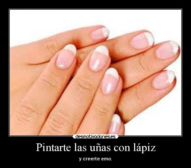Pintarte las uñas con lápiz -