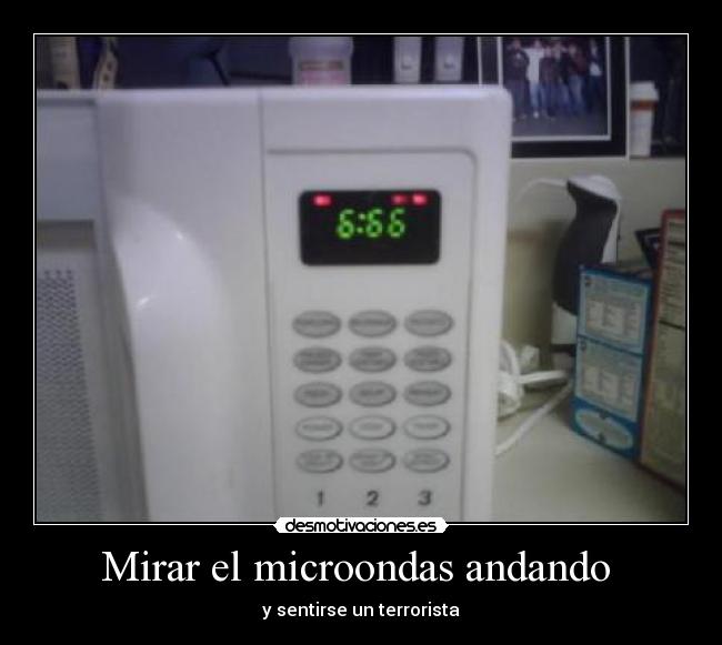 carteles microondas terrorista conter strike desmotivaciones