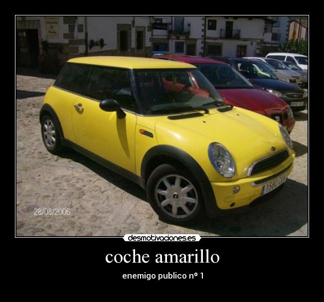 coche amarillo -