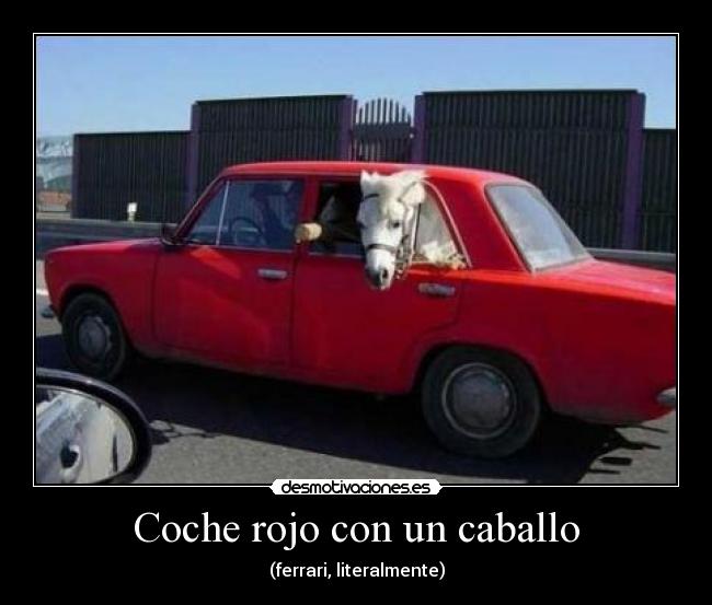 Coche rojo con un caballo -