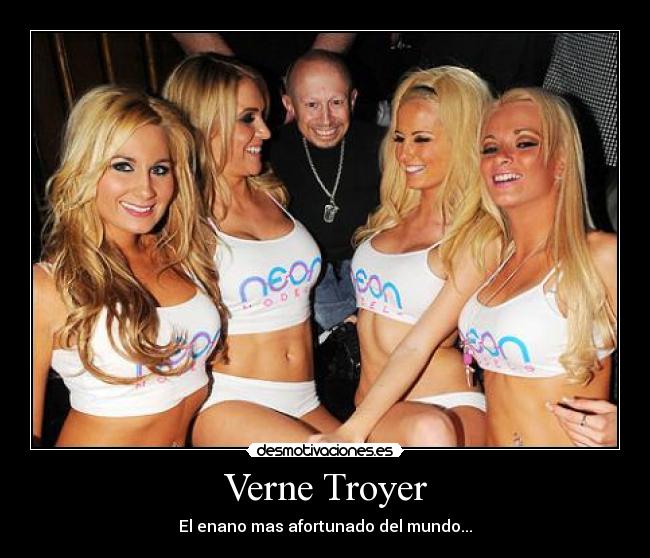 Verne Troyer - El enano mas afortunado del mundo...