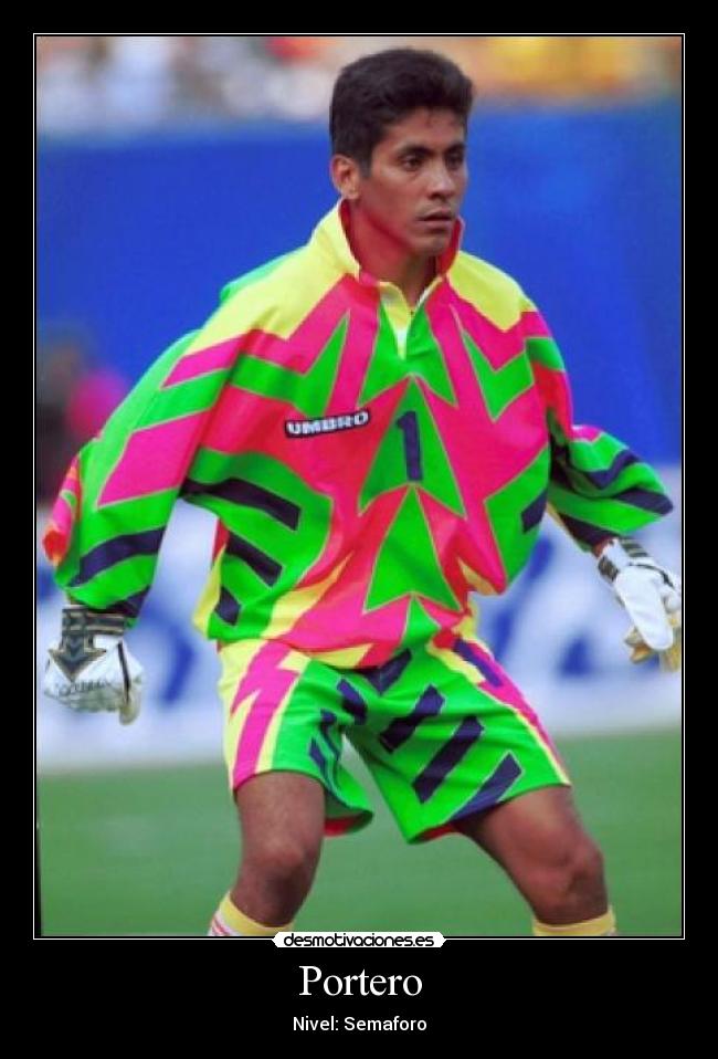 carteles semaforo futbol portero umbro mexico arquero remera humor desmotivaciones