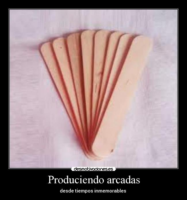 Produciendo arcadas -