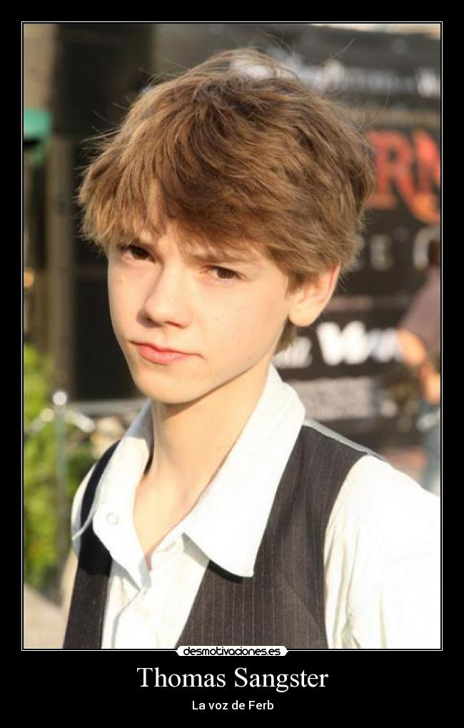 Thomas Sangster - La voz de Ferb