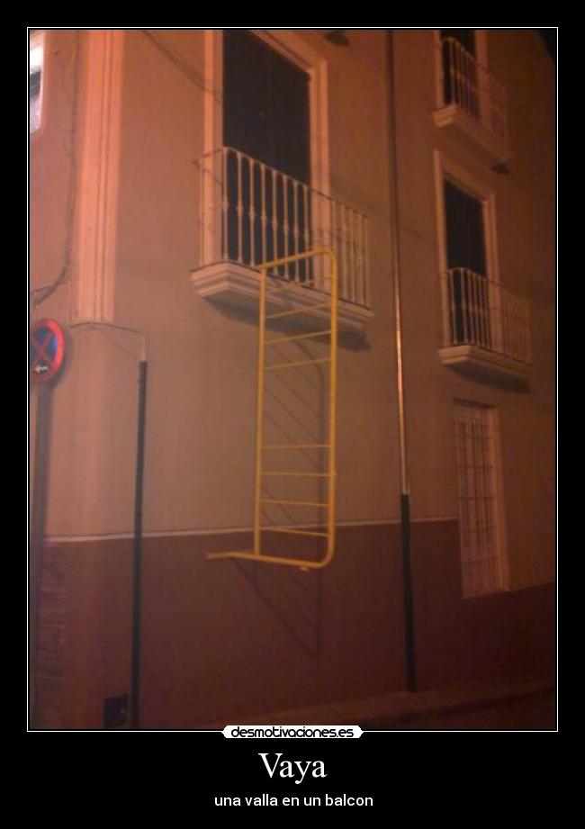 Vaya - una valla en un balcon